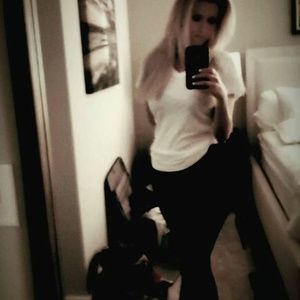 Meet your Posher, Sally